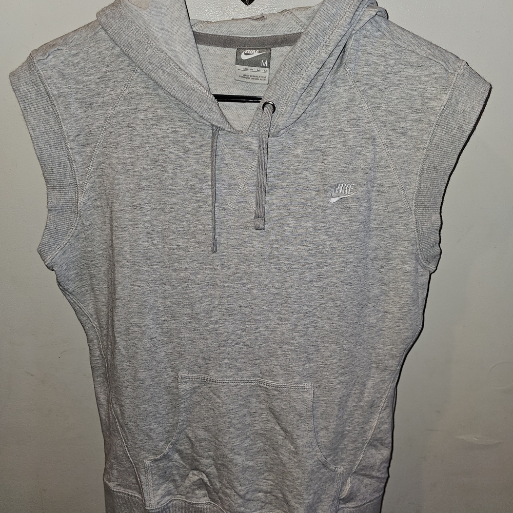 Nike Women's Gray Sleeveless Hoodie